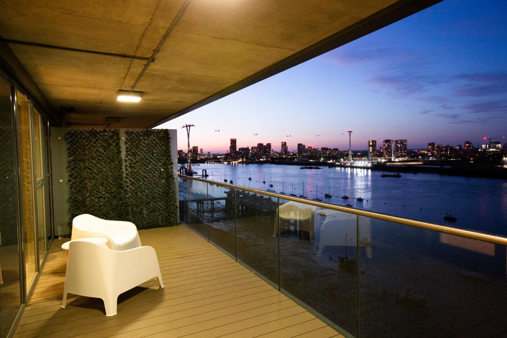 Waterfront- London Greenwich O2 Arena 2 Bed Flat Ngoại thất bức ảnh