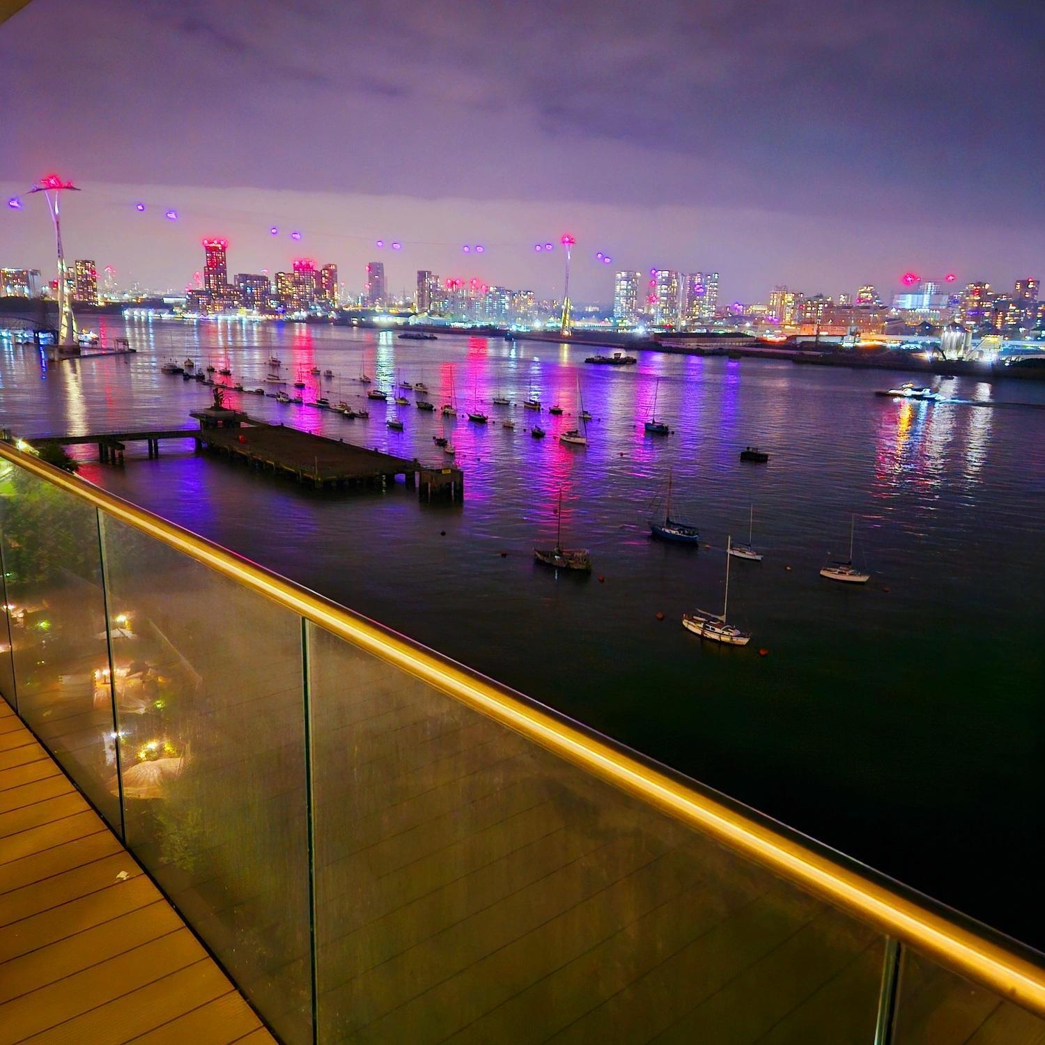 Waterfront- London Greenwich O2 Arena 2 Bed Flat Ngoại thất bức ảnh